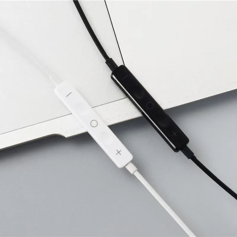 Type C Earbud Headphones With Microphone For Mobile Phones