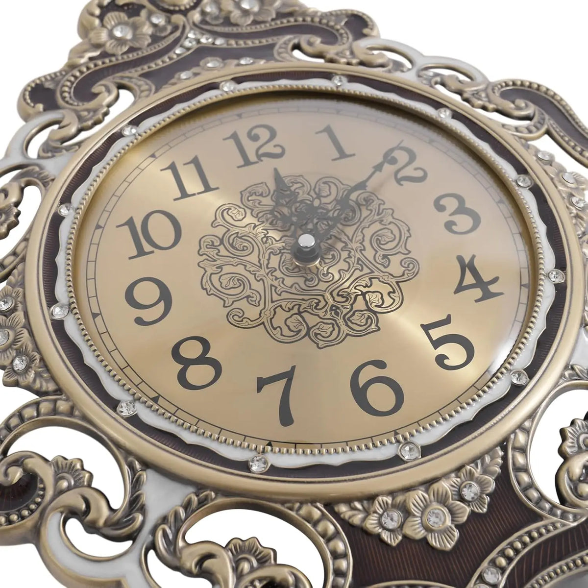 Retro Metal Wall Clock With Swinging Pendulum