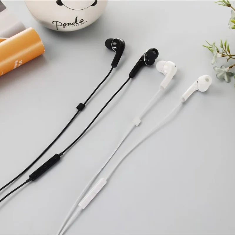 Type C Earbud Headphones With Microphone For Mobile Phones